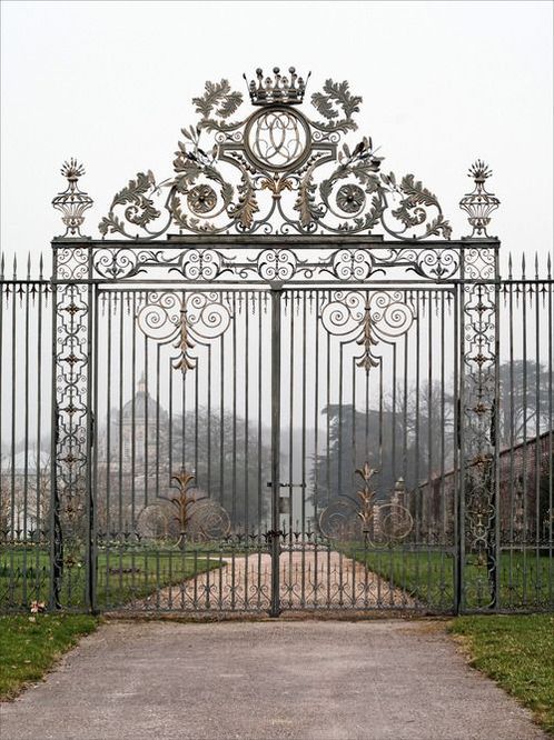 European-style gate