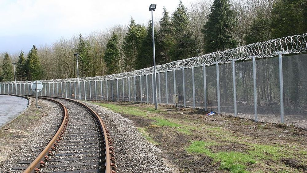 Railway fence