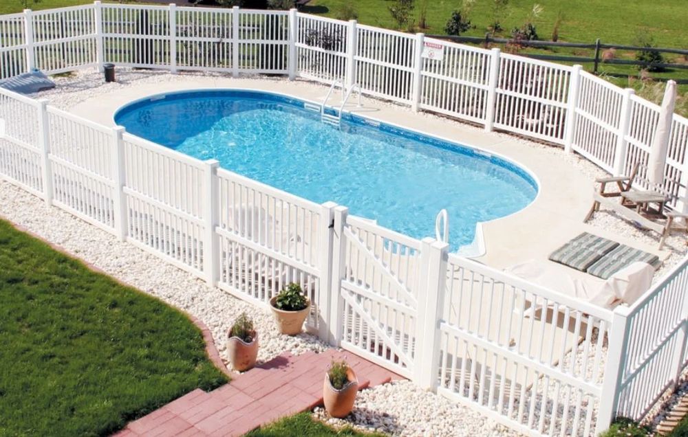 Swimming pool fence