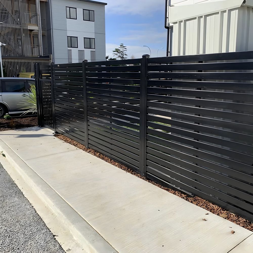 Aluminum fence 23