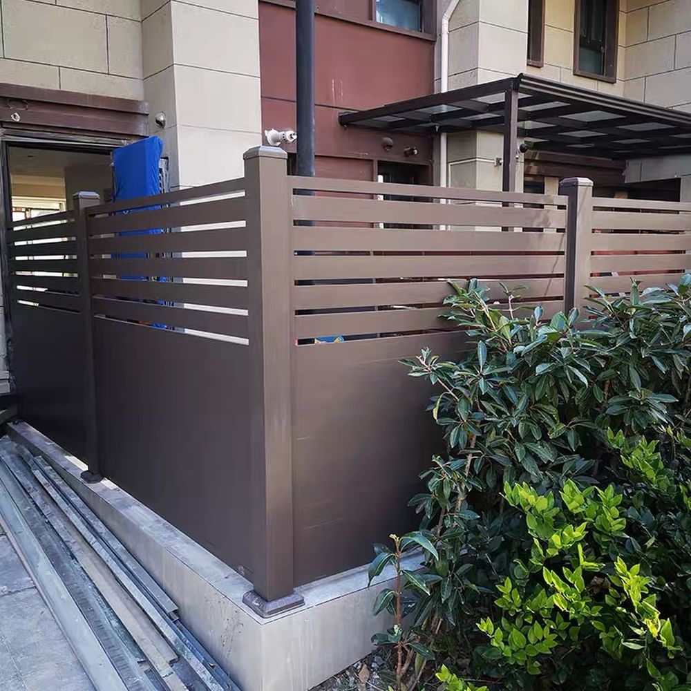 Aluminum fence 25
